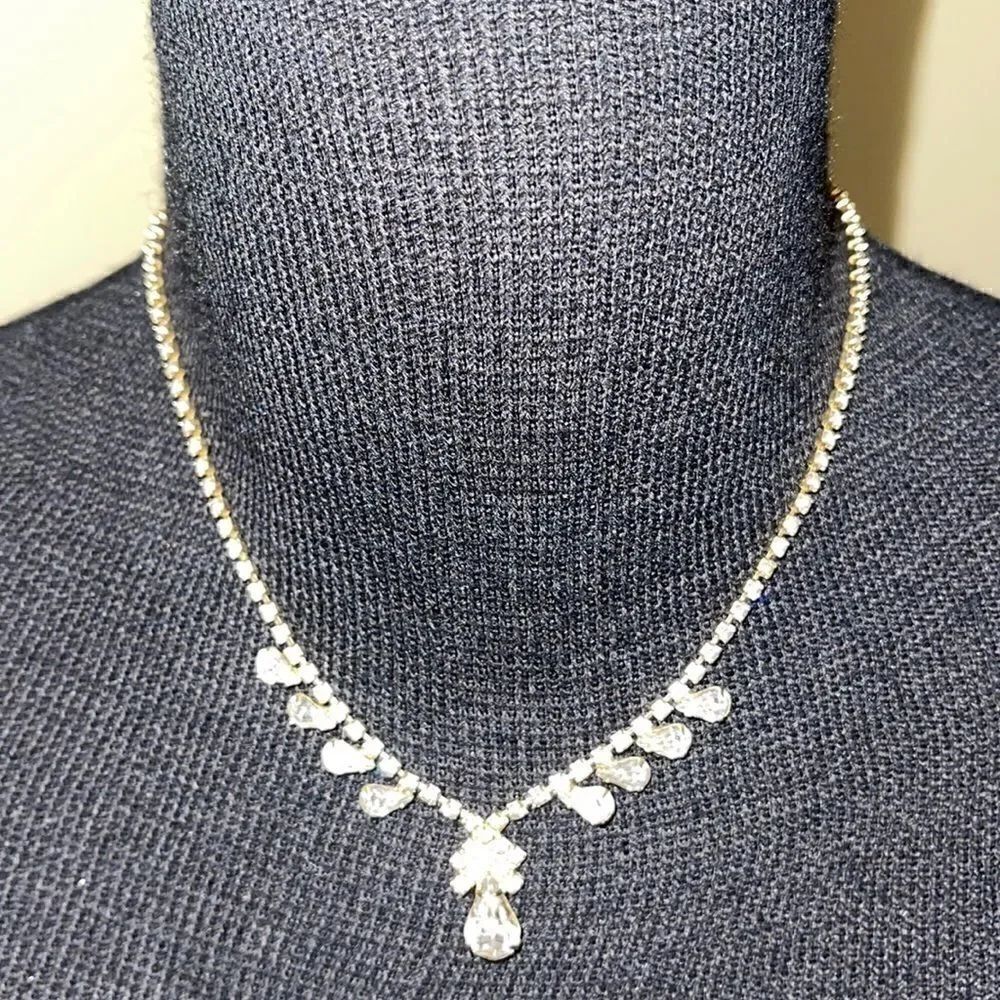 Vintage tear drop champaign  crystal necklace